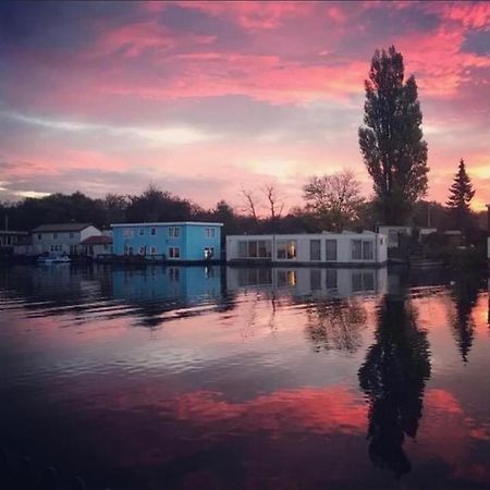 Bed and Breakfast Amster Houseboat Bed Without Breakfast Ámsterdam Exterior foto